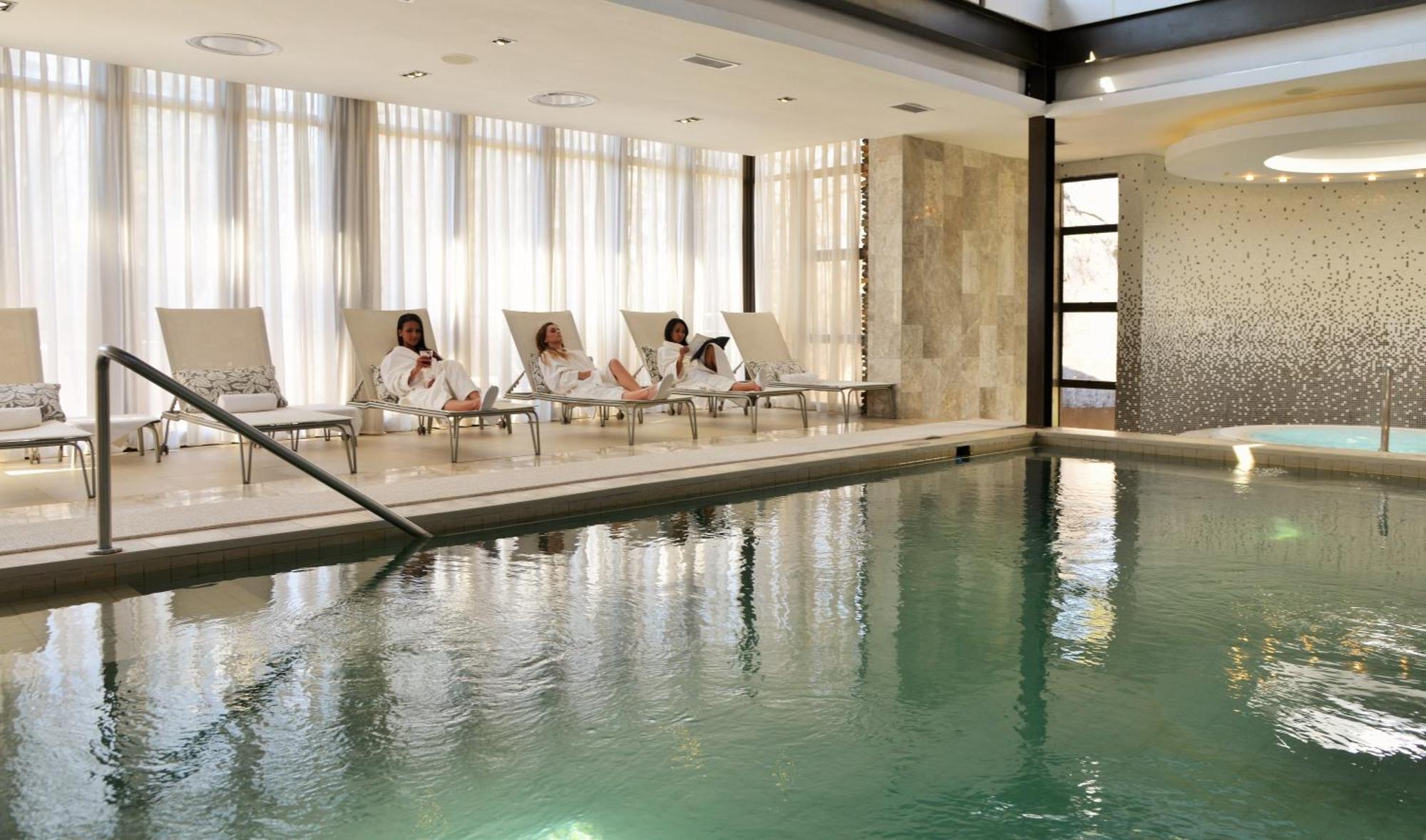 Valley Lodge & Spa 마갈리스버그 외부 사진