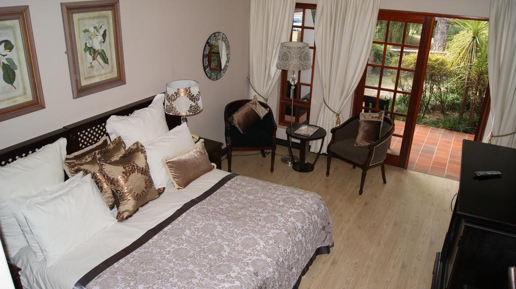 Valley Lodge & Spa 마갈리스버그 객실 사진