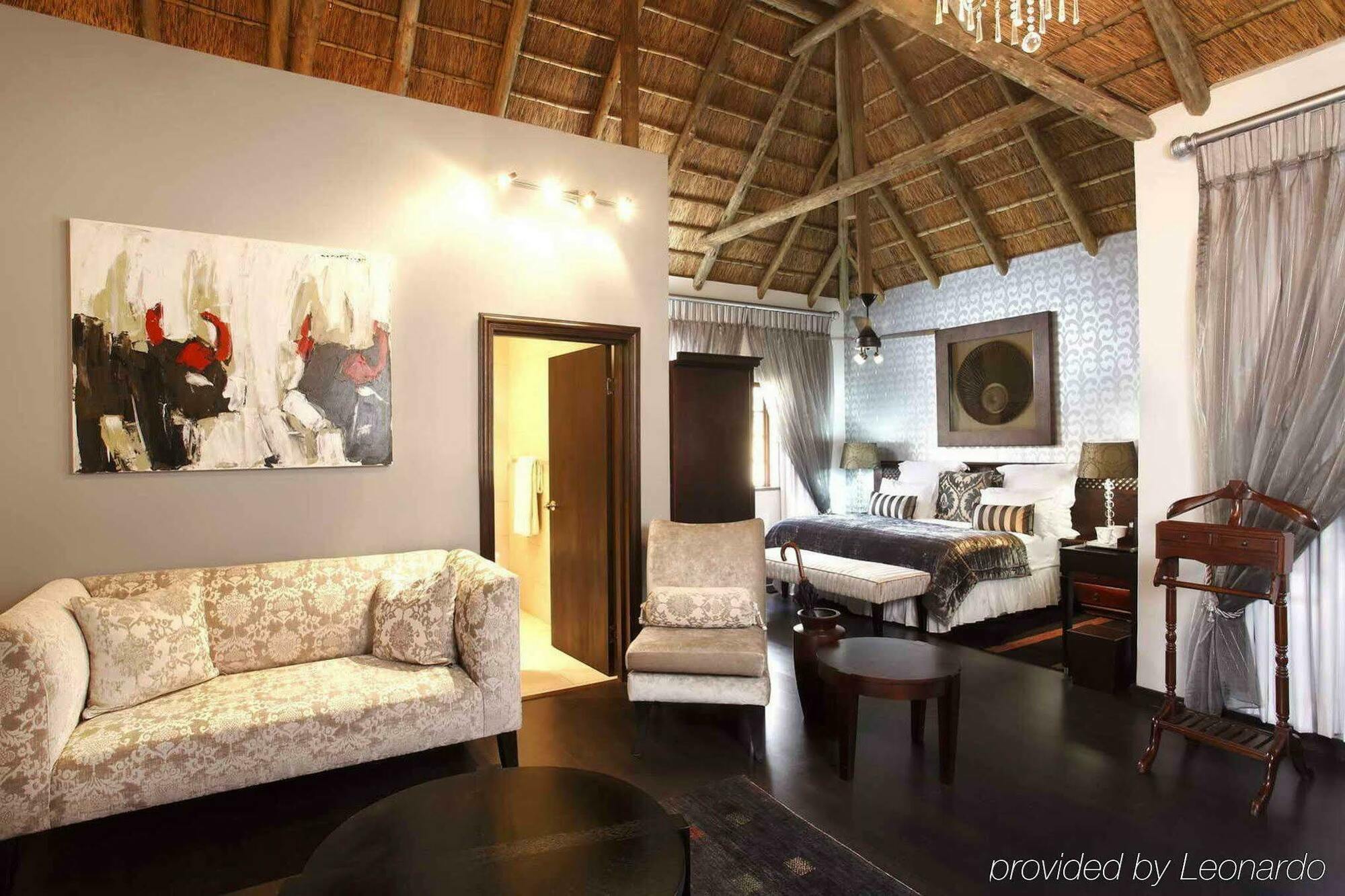 Valley Lodge & Spa 마갈리스버그 외부 사진